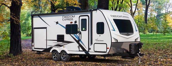 coachmen-rv-covers-lifestyle.jpg