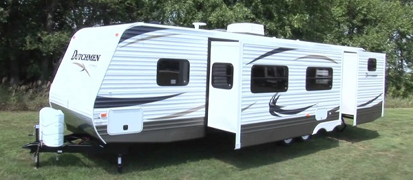 dutchmen-rv-covers-lifestyle.jpg