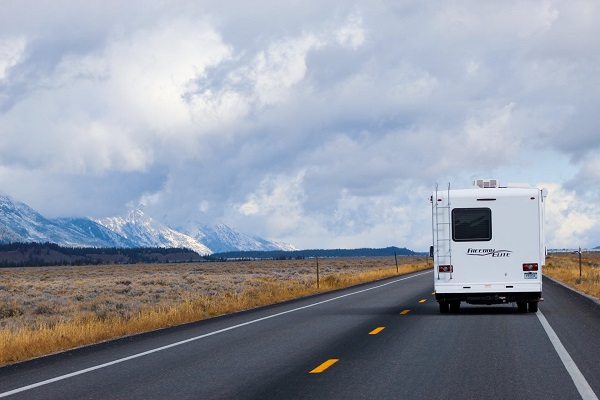 rv-road-grand-teton-mountains-thor-BLOG