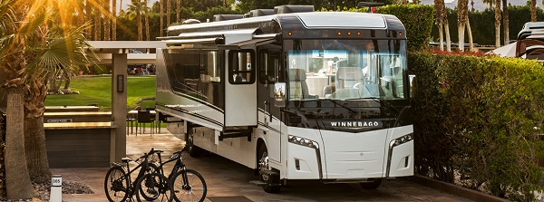 winnebago-rv-covers-lifestyle.jpg